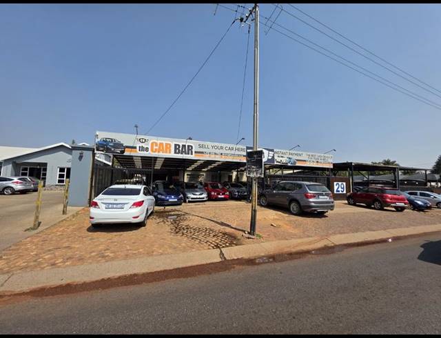 5 BEDROOM HOUSE FOR SALE IN SINOVILLE